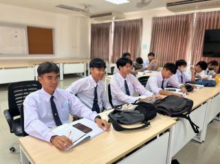 93. Day 1 โครงการพัฒนาทักษะด้านภาษาอังกฤษ สำหรับนักศึกษาครู